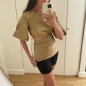 Whynn hamlyn memory top size 4